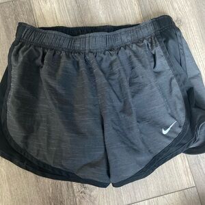 Nike Running Shorts Womens Dri FIT Tempo Brief Lined Black White. Large